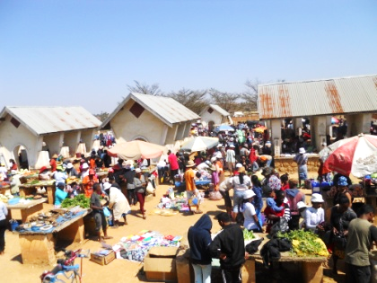 To Antananarivo via Ambatolampy (101km + 68km)